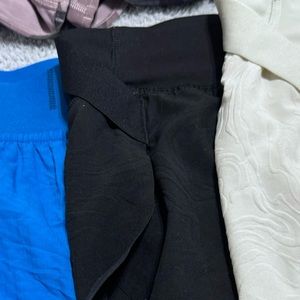 Black fast and free shorts size 4